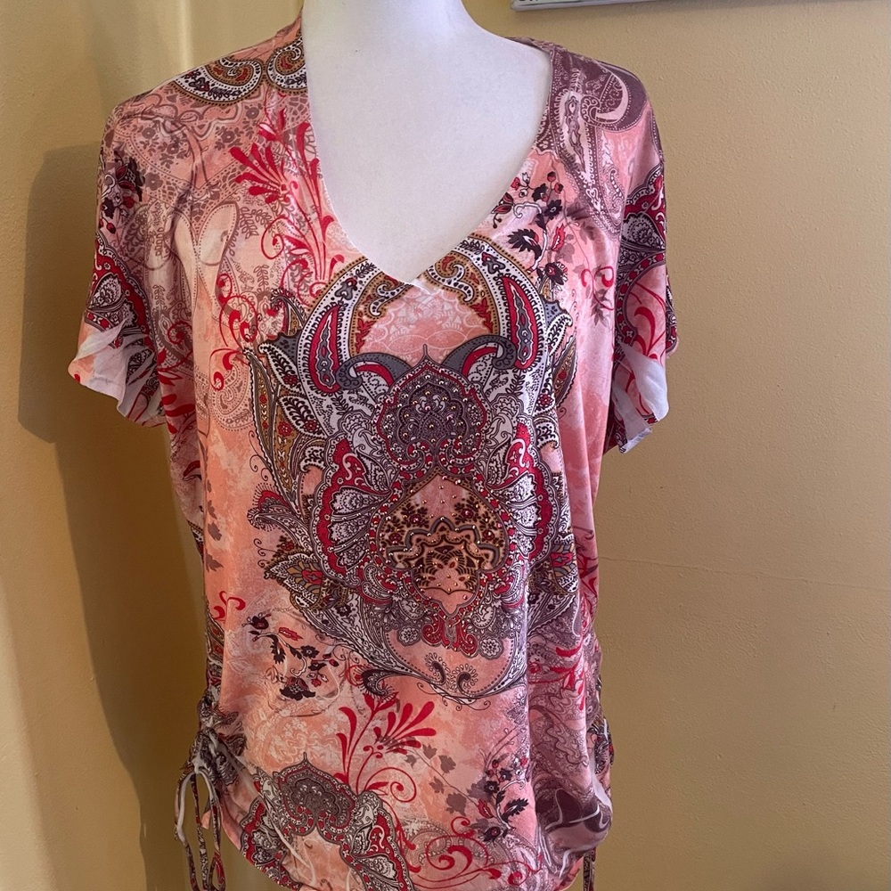 Women’s wrangler t-shirt with sequins